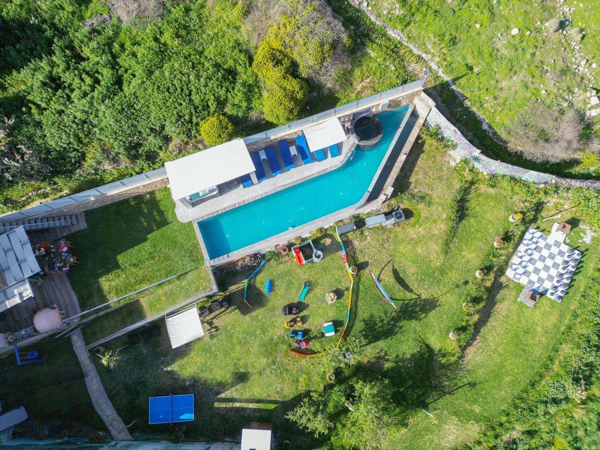 Heated Private Ozone Salt Pool, Jacuzzi, Cinema, Ping Pong, Billiard, Ps5, Playground, Big Chess - Villa Rokka Luxe Kissamos Exterior photo